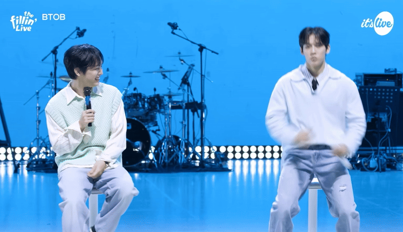 비투비 자만추하면 해야하는 포즈.gif | 인스티즈