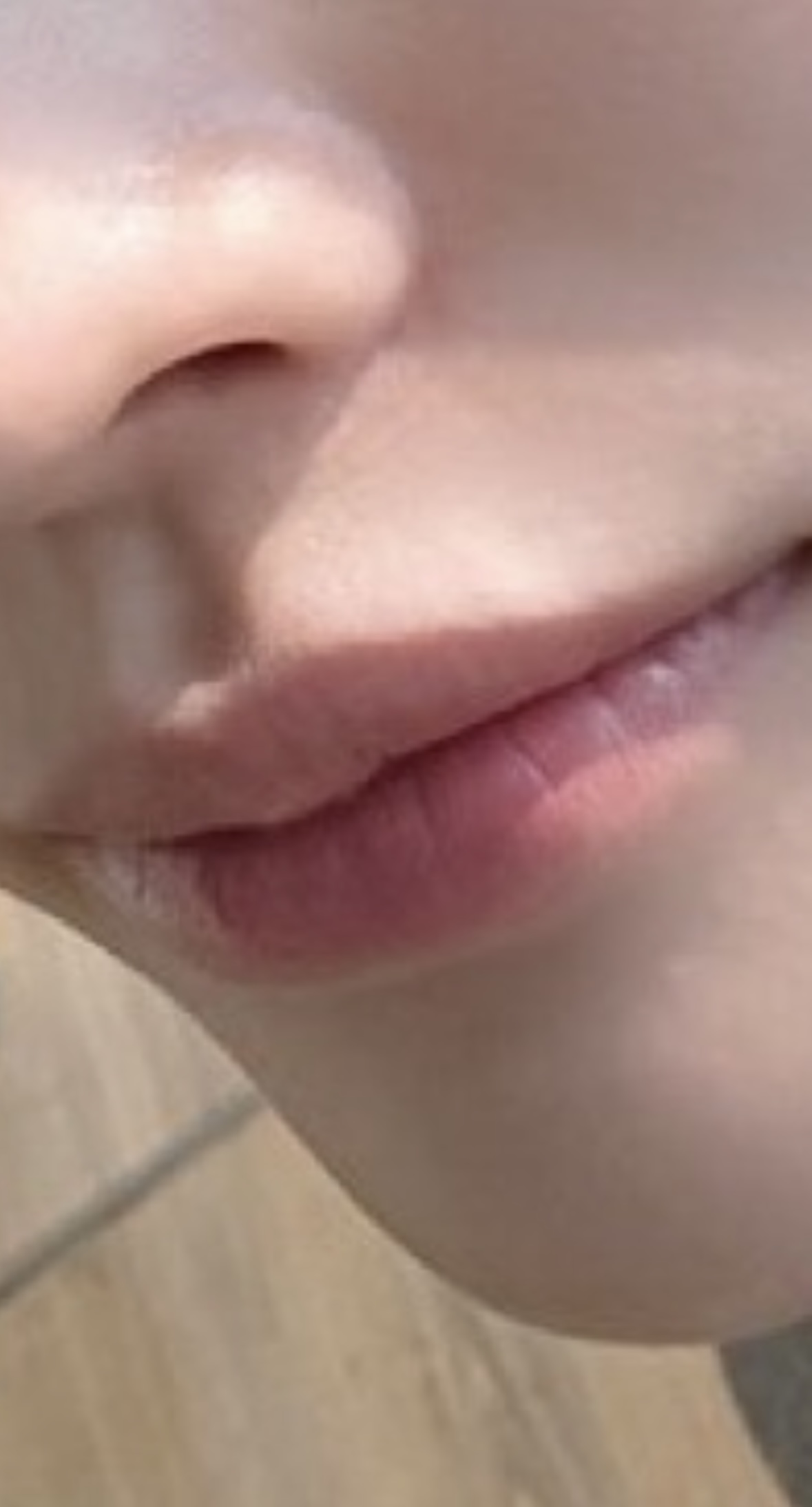 [잡담] 원빈 셀카 뜨고 계속 이러고 있음 | 인스티즈