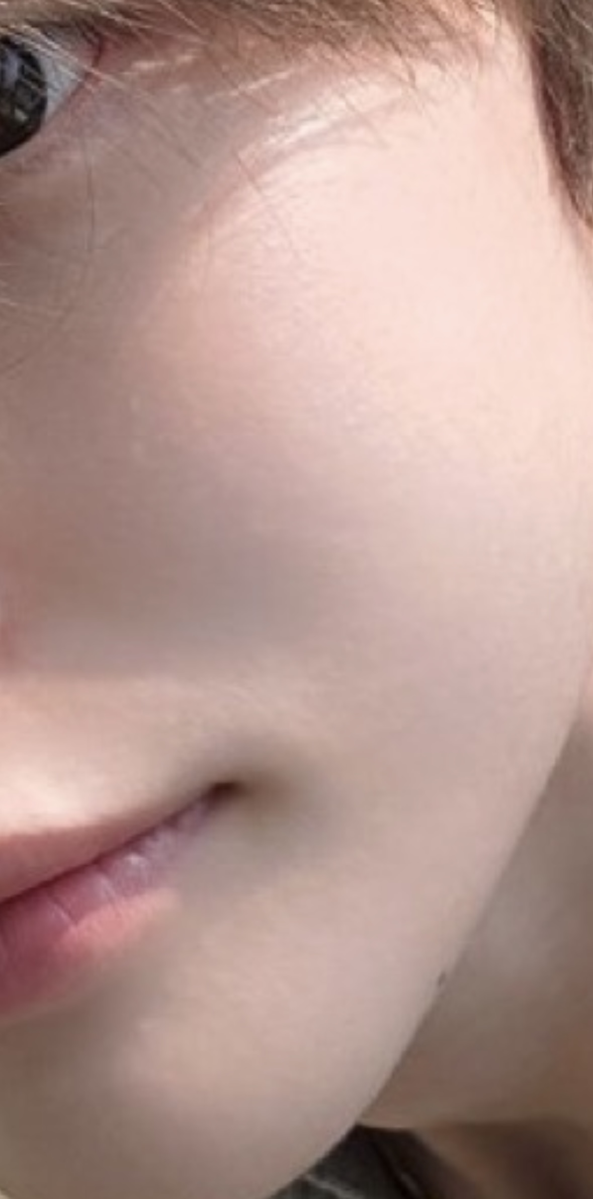 [잡담] 원빈 셀카 뜨고 계속 이러고 있음 | 인스티즈