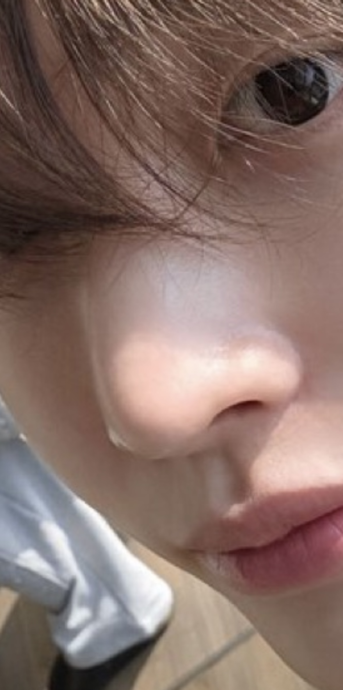 [잡담] 원빈 셀카 뜨고 계속 이러고 있음 | 인스티즈