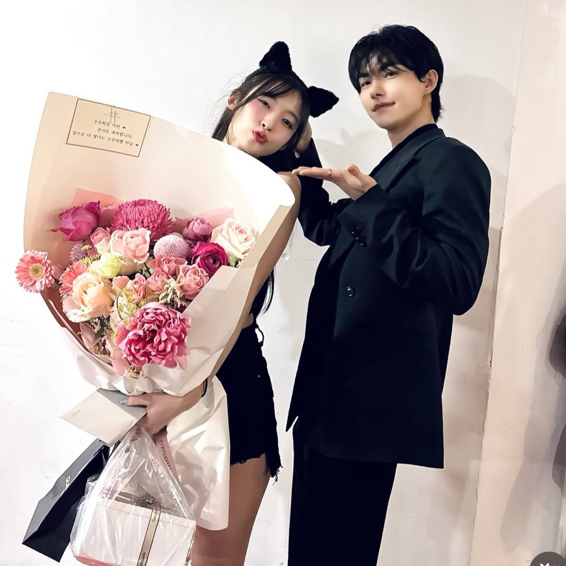 [잡담] 이거 아린 옆에 누구야???? | 인스티즈