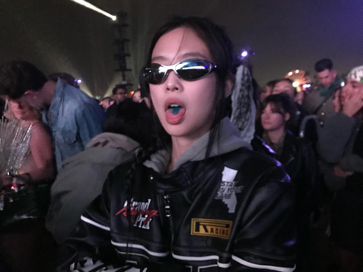 [잡담] 느좋이라는 최근 제니 코첼라 사복 착장 | 인스티즈
