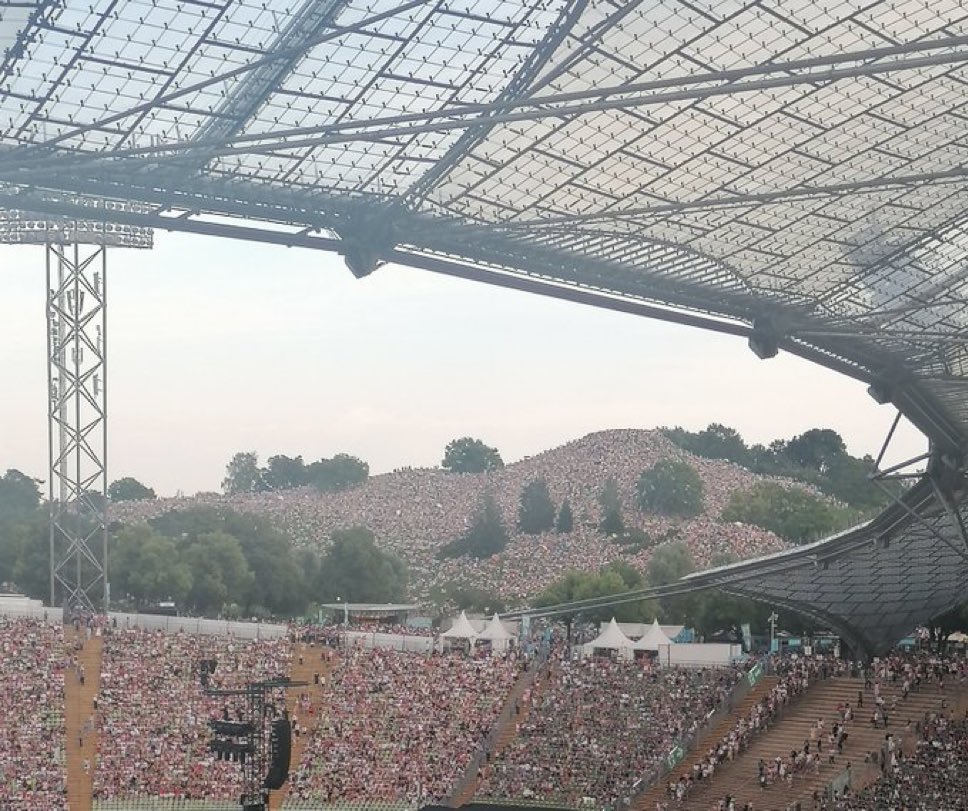 [잡담] 내가 보고 충격받은 테일러 콘서트 사진 | 인스티즈