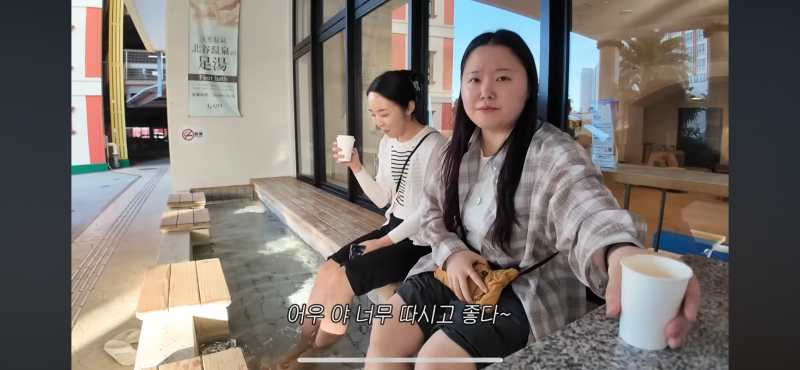 [잡담] 🥹 찰스엔터 이번 영상 셔츠 어디껀지 아는 사람 ㅠㅠㅠㅠㅠ | 인스티즈