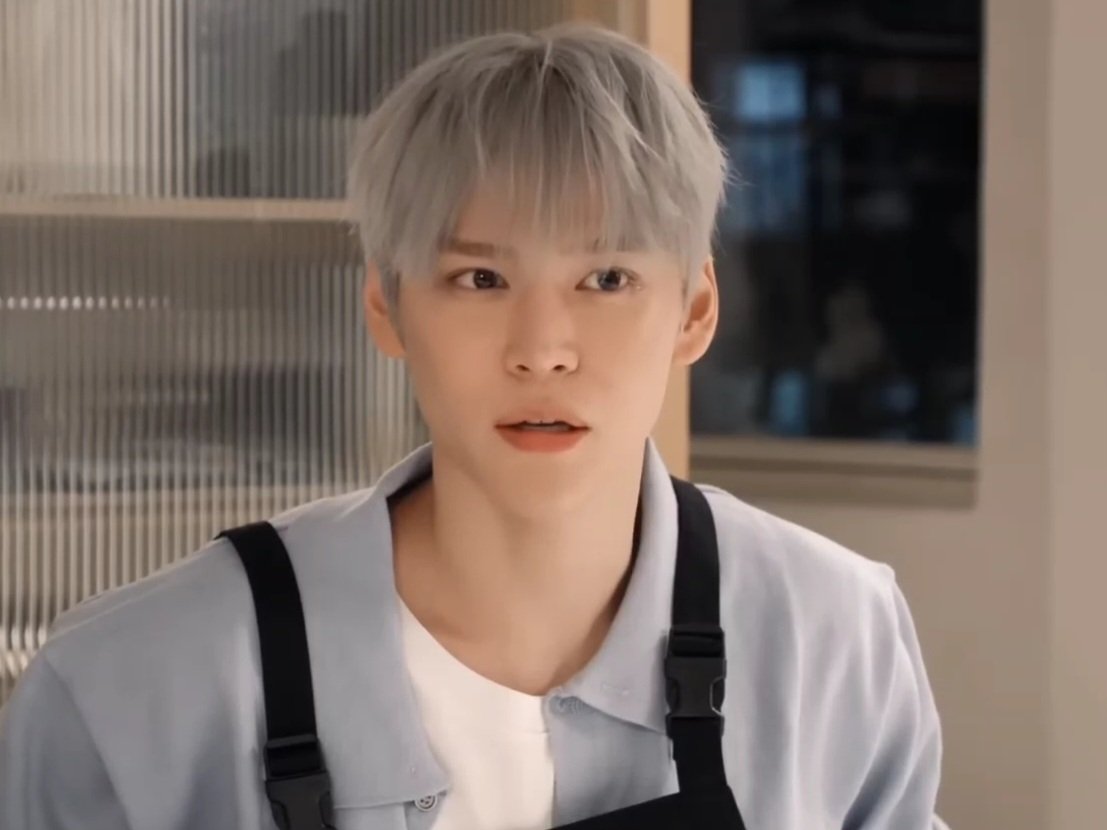 [잡담] 진심 은석 이번컴백하고 막바지쯤에 흑발 덮어서 활동 plz | 인스티즈