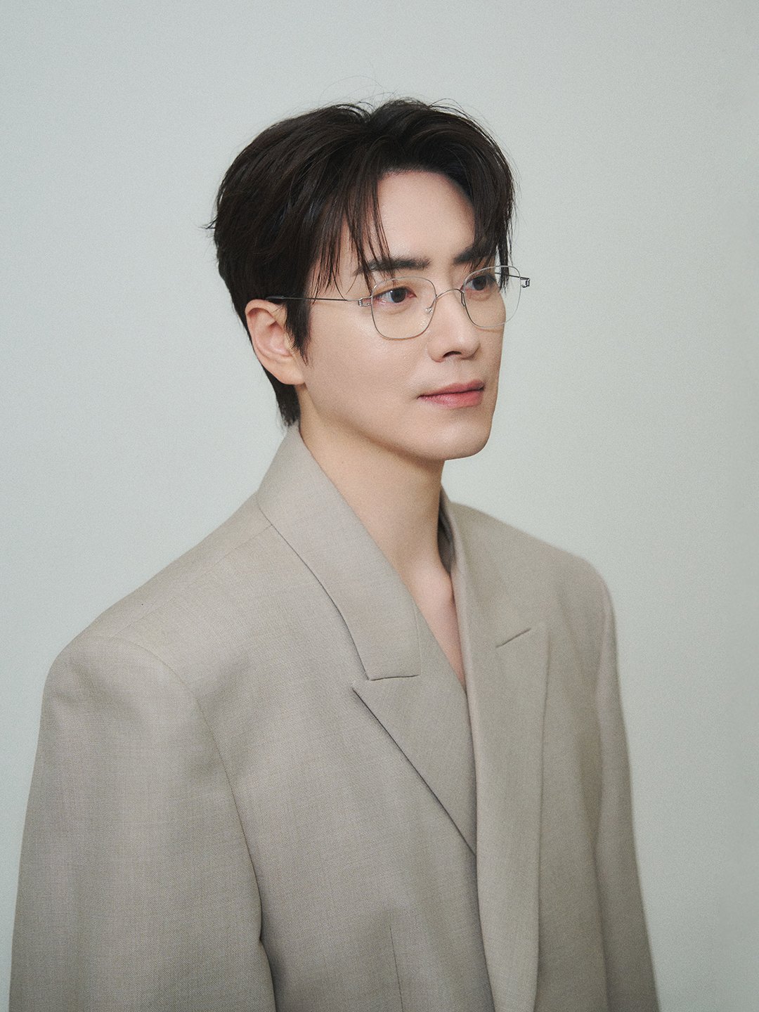 [잡담] 하이앤드 이준혁 사진 바뀐거 짱예쁨😇 | 인스티즈