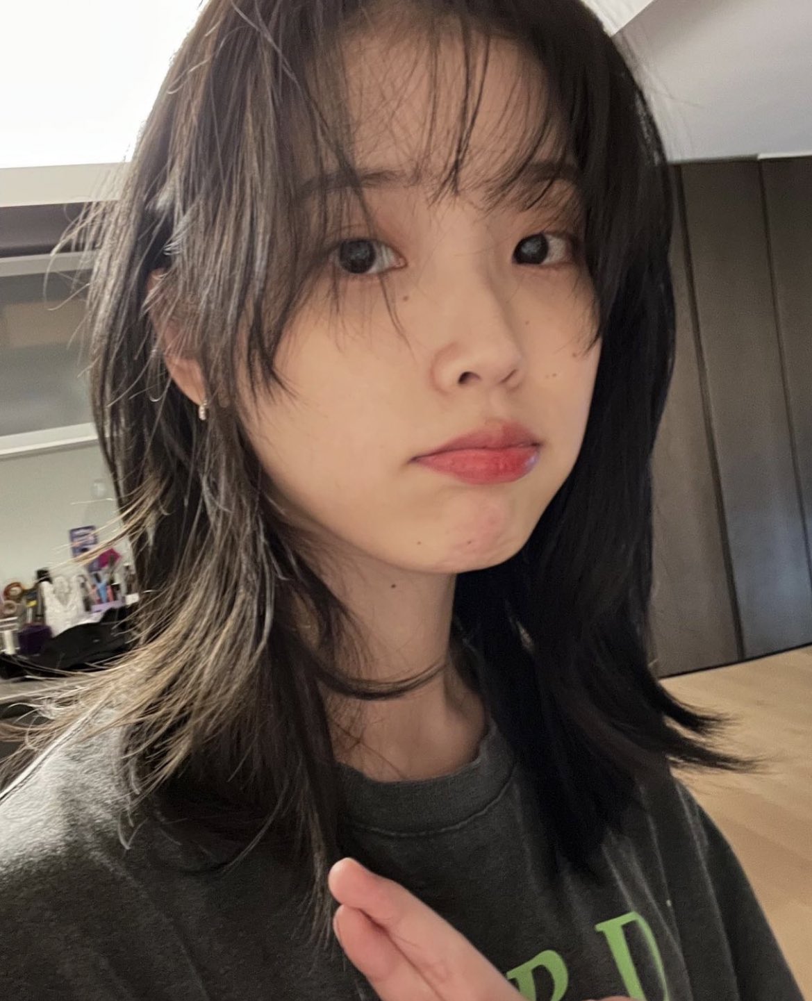 [잡담] 아이유 이머리 해볼라고 살면서 처음 머리 기르는중... | 인스티즈