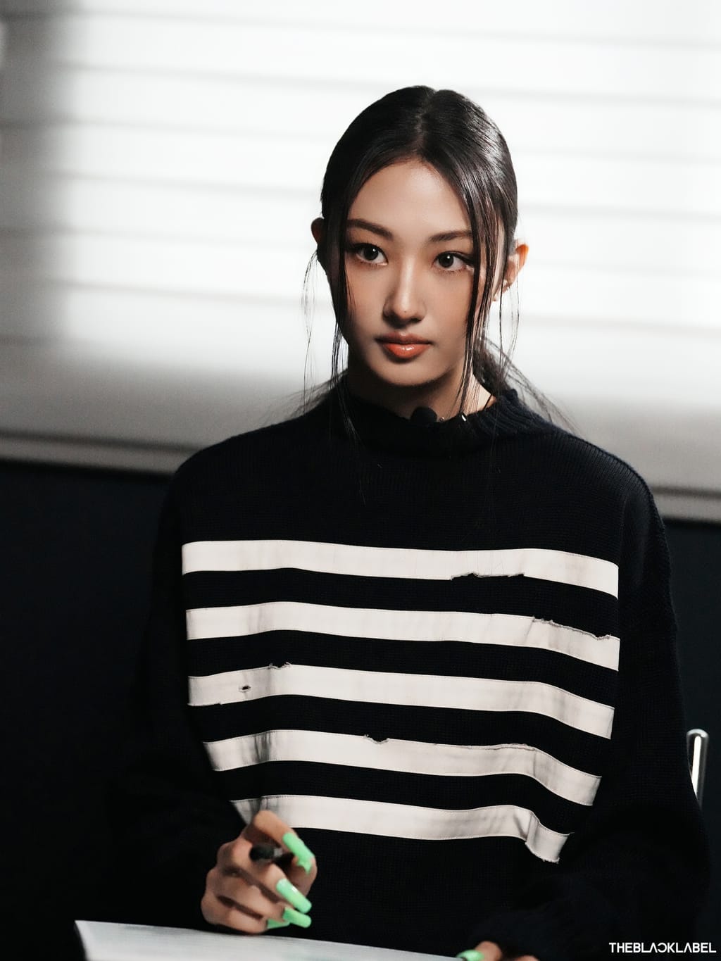 [정보/소식] 미야오 W KOREA 비하인드 포토 | 인스티즈