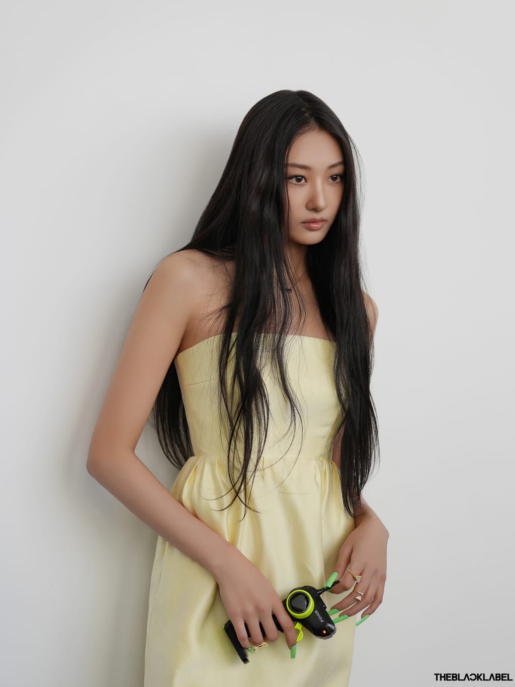 [정보/소식] 미야오 W KOREA 비하인드 포토 | 인스티즈