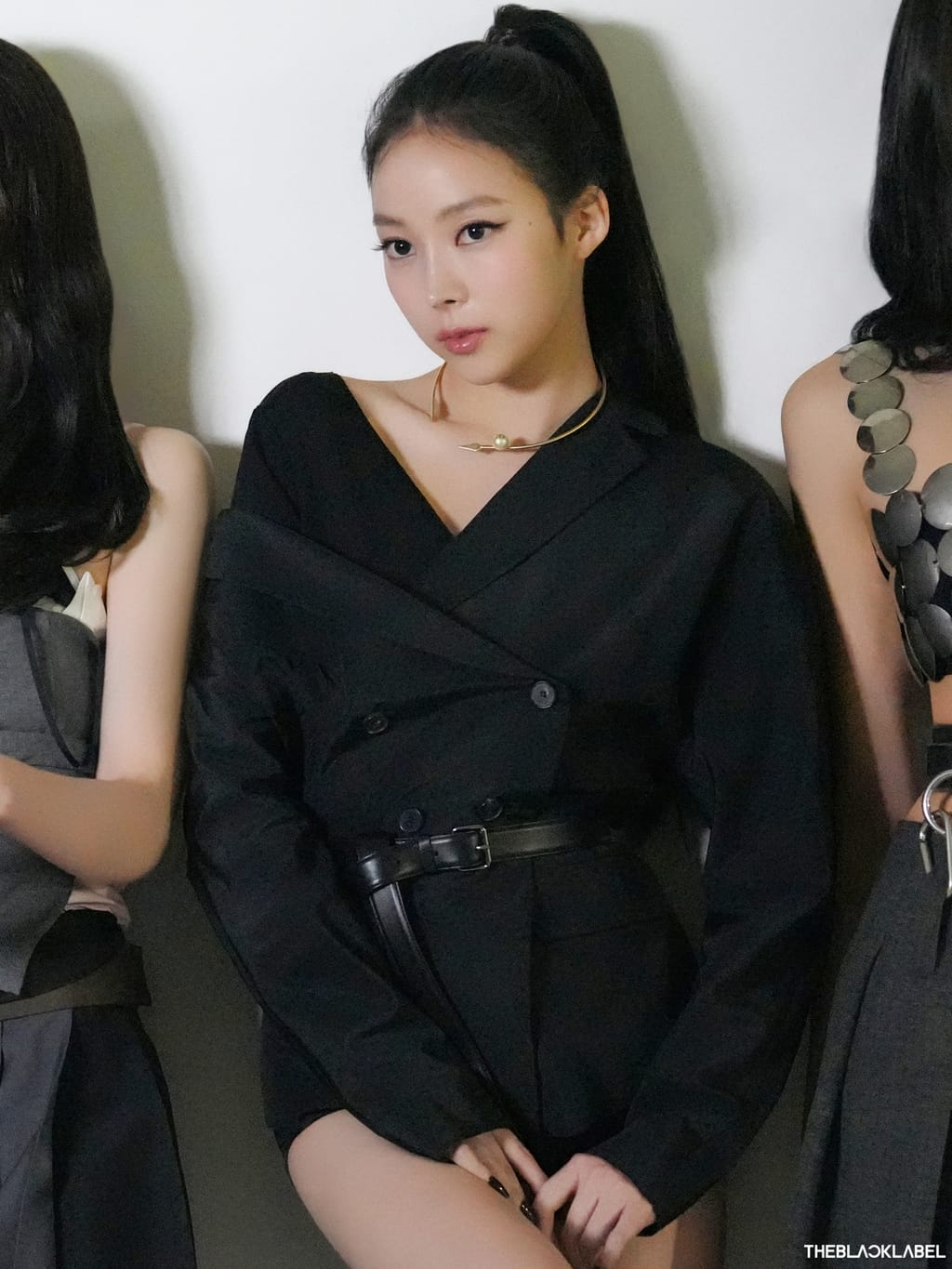 [정보/소식] 미야오 W KOREA 비하인드 포토 | 인스티즈