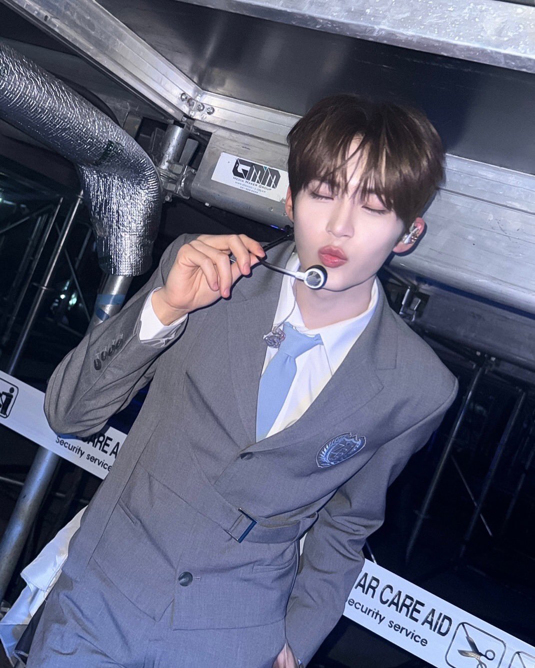 [잡담] 성한빈 인스타 교복사진봐 | 인스티즈