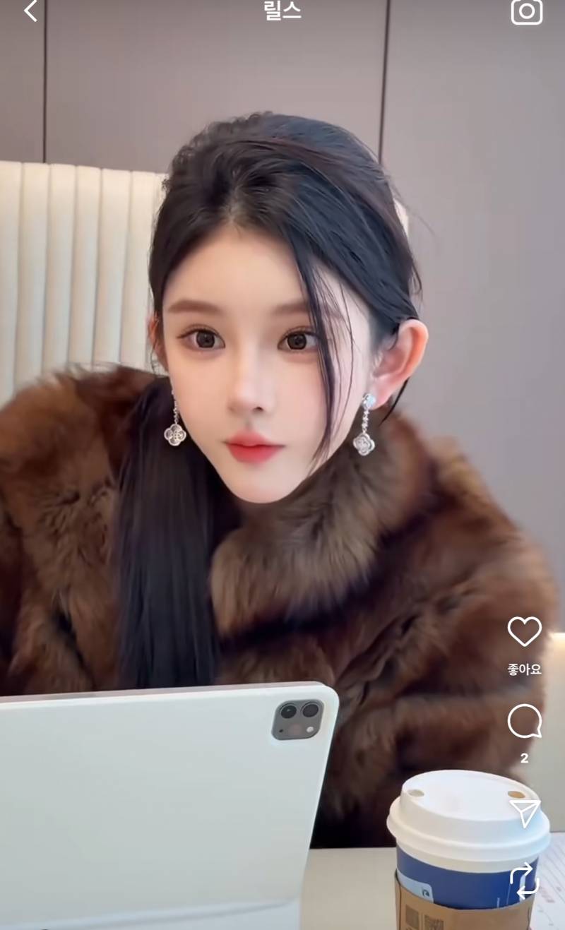 [잡담] 이 분 진짜 예뿌다....인스타에서 봄 | 인스티즈