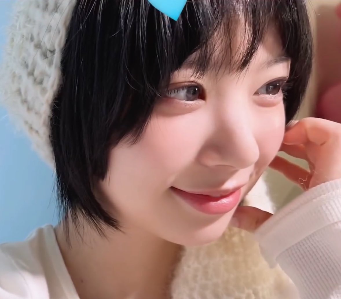 [잡담] 모카양 이 머리로 활동하는거 내 눈으로 꼭 봐야겠음 | 인스티즈