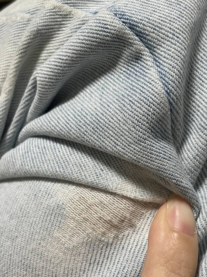 [잡담] 청바지 곧 구멍 뚫릴듯 ㅠㅠ | 인스티즈