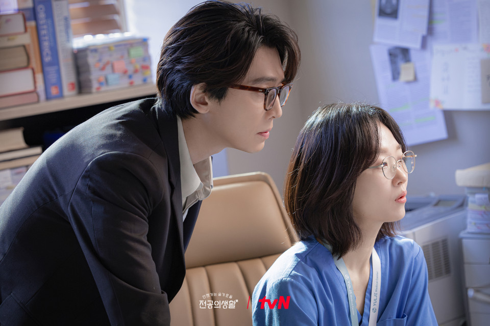 [잡담] 정경호 이봉련 조합 왜케 익숙하지 했는데 일타스캔들에서 만난적 있었구나 | 인스티즈