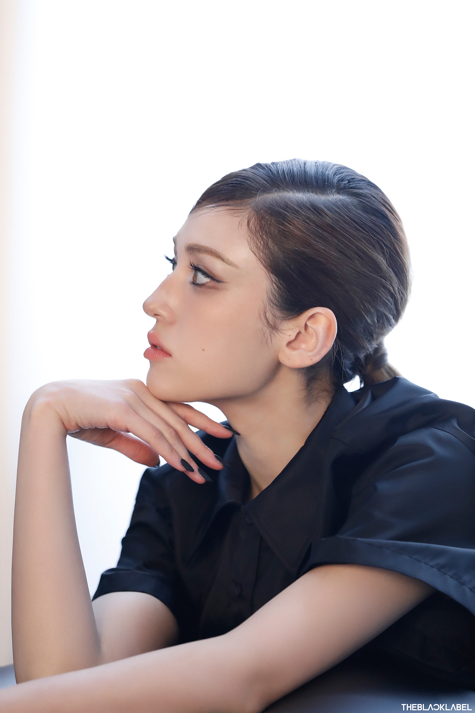 [정보/소식] 전소미 'Harper's BAZAAR Korea 4월호' BEHIND PHOTOS | 인스티즈