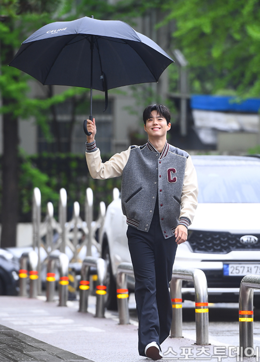 [잡담] 아 미친 박보검 출근길 떴다 | 인스티즈