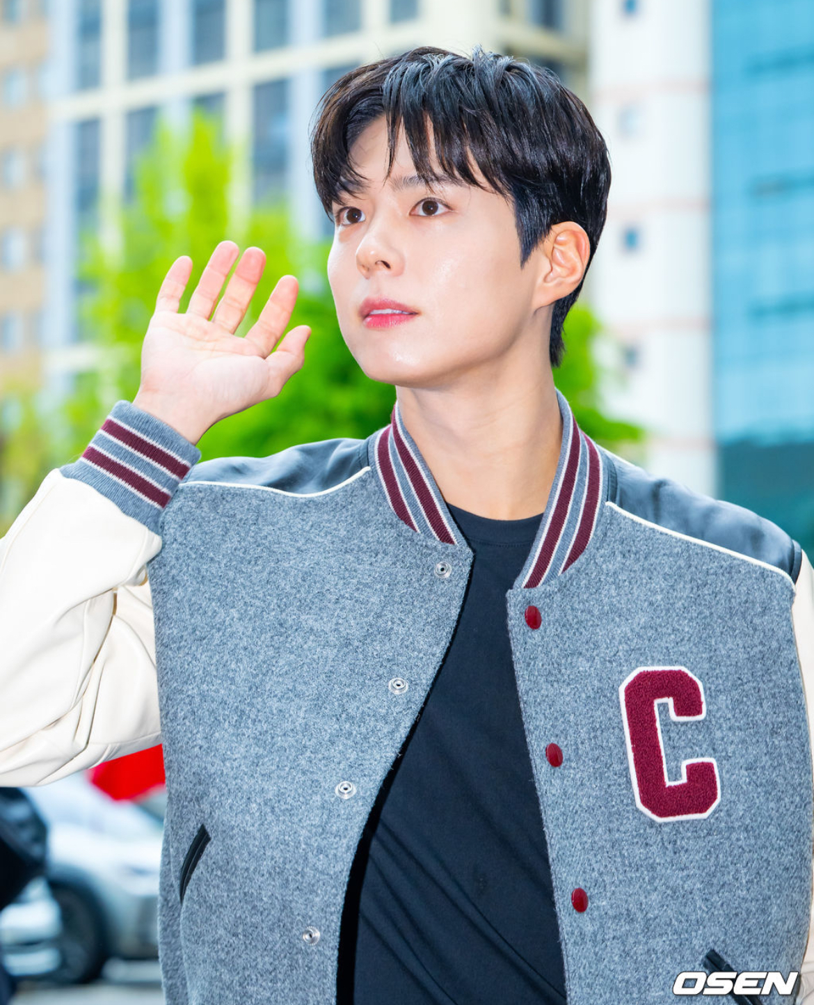 [잡담] 박보검 피부 짱좋다.. | 인스티즈