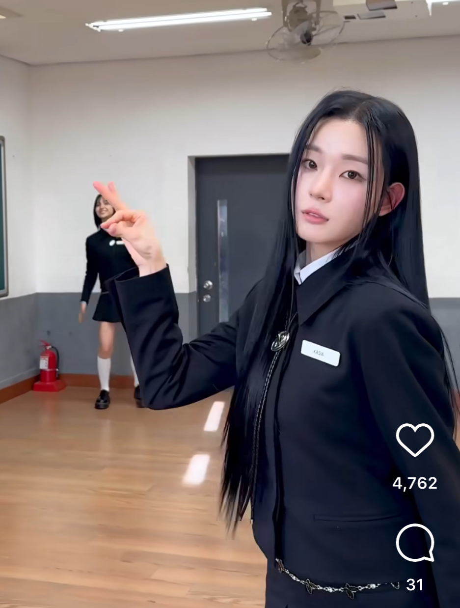 [잡담] 이 신인여돌 남태현 여자버전 같이 생겻어 | 인스티즈