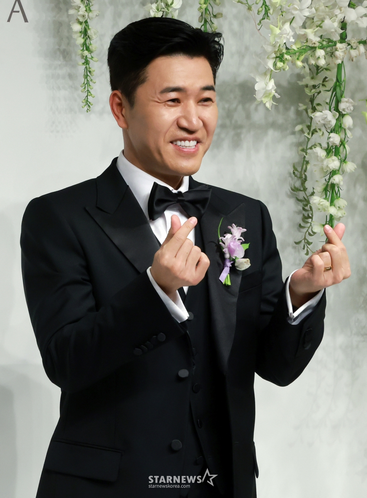 [정보/소식] [단독] '새신랑' 김종민, 5월 말 프랑스로 신혼여행..3주 스케줄 '멈춤' [종합] | 인스티즈