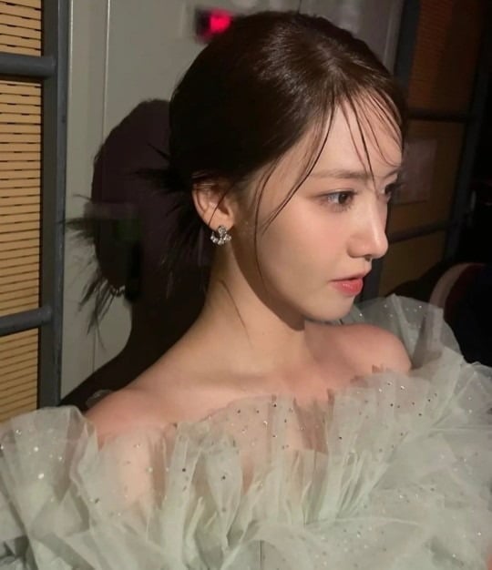 [잡담] 카리나랑 윤아가 옆턱이 없는 건가? | 인스티즈
