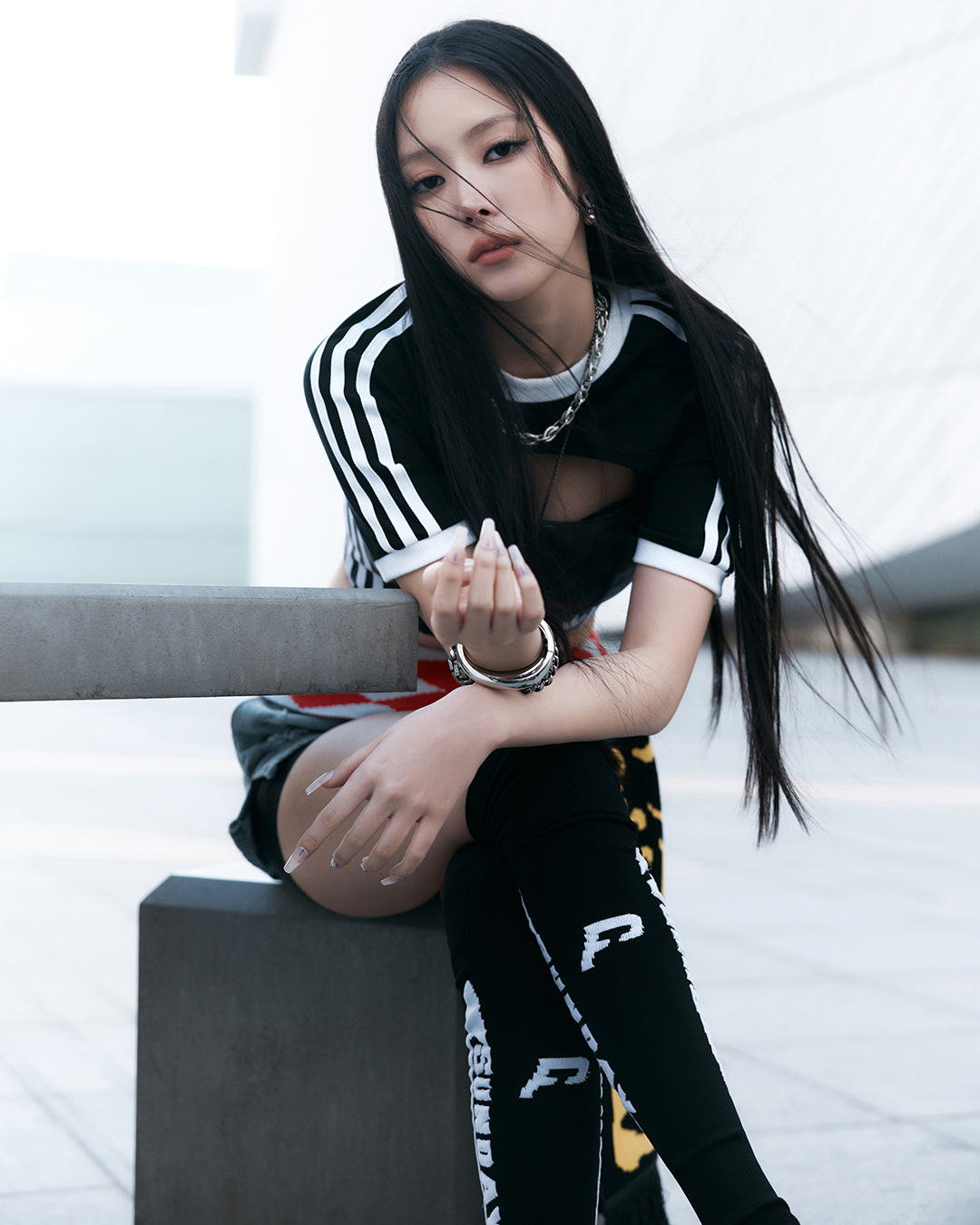 [정보/소식] MEOVV (미야오) THE 1st EP ALBUM [MY EYES OPEN VVIDE] CONCEPT PHOTO | 인스티즈