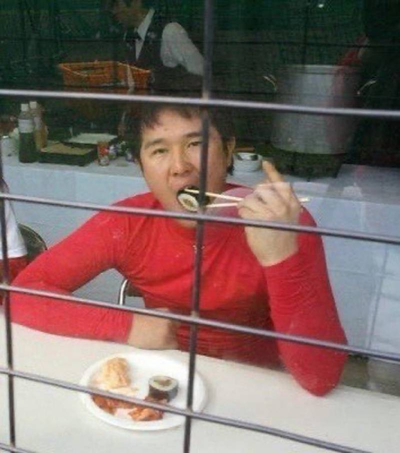 [잡담] 뇌 빼고 김밥 먹는 중 | 인스티즈