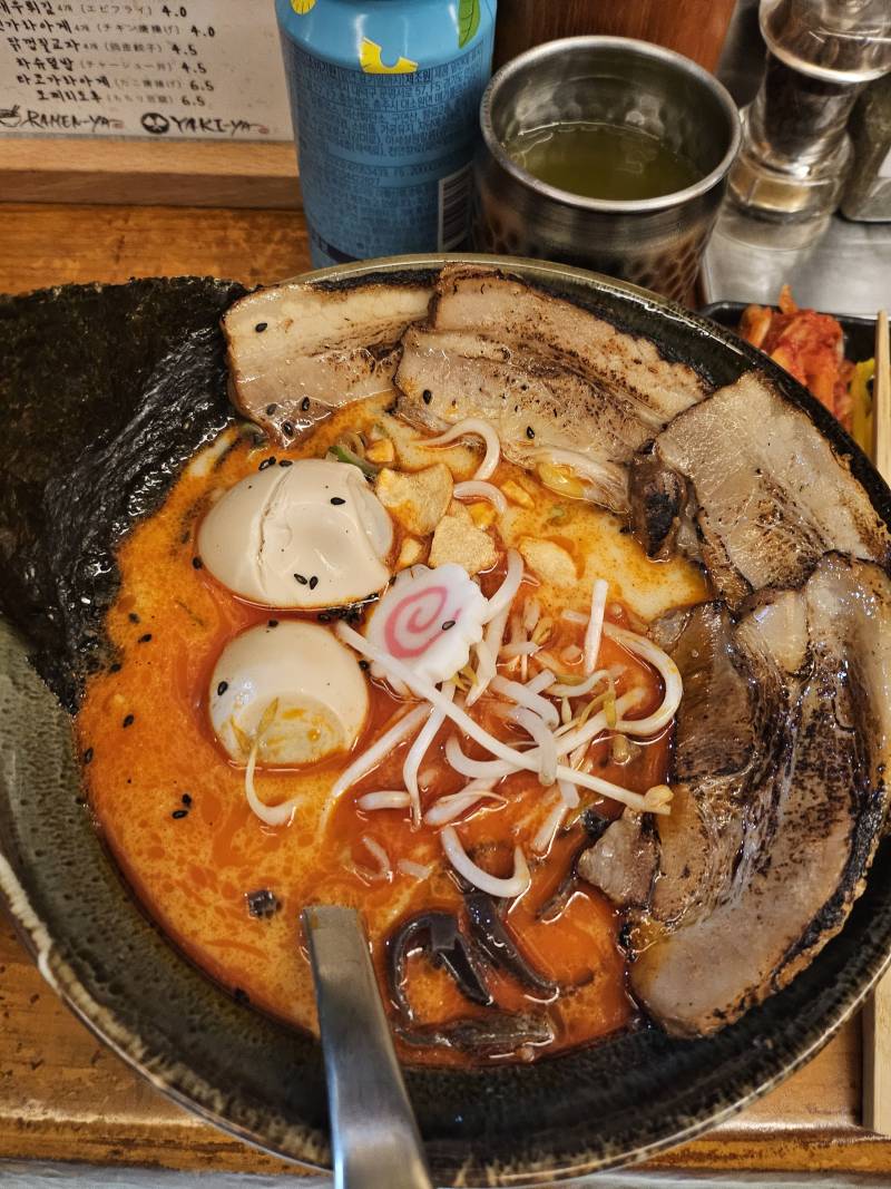 [잡담] 나 오늘 라멘먹는데 부담이 좀 컸어 약간 책임감 | 인스티즈