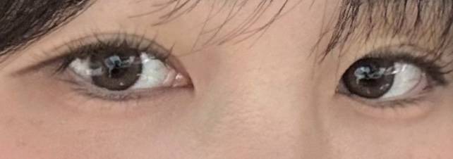 [잡담] 렌즈 뭐 끼신걸까..? 비슷한거라도 알려줄사람 | 인스티즈