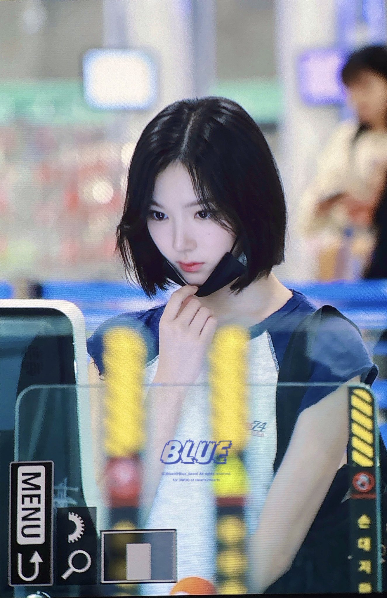 [잡담] 와 하투하 지우 본인확인 하는건데 개이쁘네 | 인스티즈