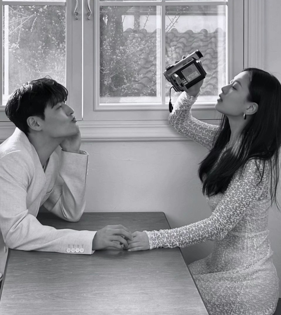 [정보/소식] 케미좋은 강하늘 & 고민시 마리끌레르 5월호 화보 | 인스티즈