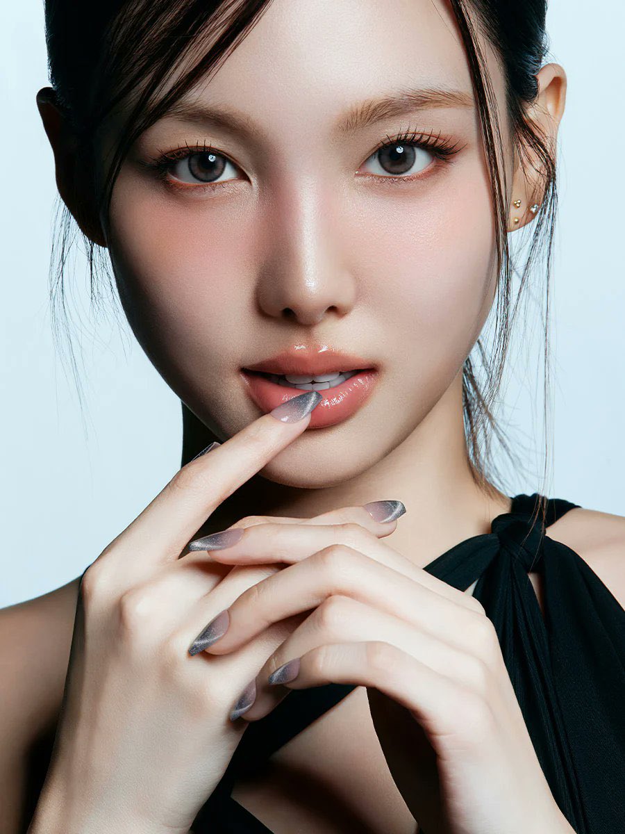 [잡담] 트와 나연 핑거수트 재팬 모델 됐네 💅 | 인스티즈