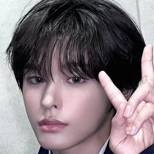 [잡담] 리쿠 이거 ㅈㅈ하게 너무 잘생겼는데 | 인스티즈