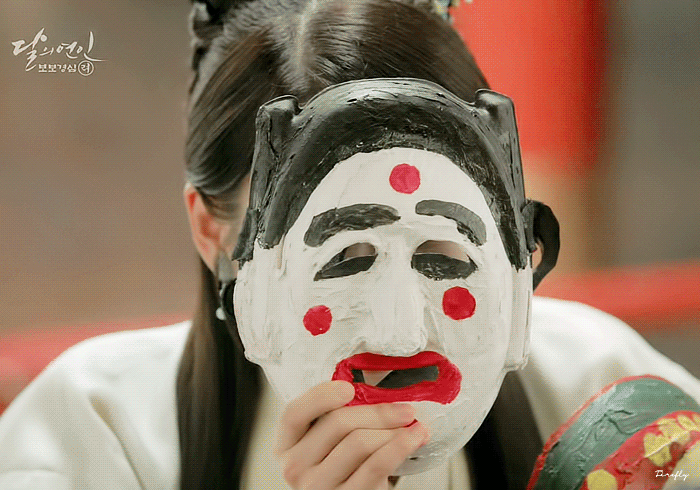 [잡담] 아이유 필모 미친듯(p) 다 너무 찰떡임 | 인스티즈