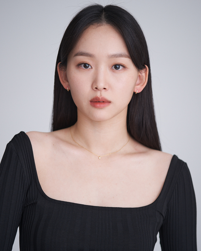 [정보/소식] 진기주, 차태현X조인성 품에 안겼다…베이스캠프 컴퍼니 1호 배우[공식] | 인스티즈
