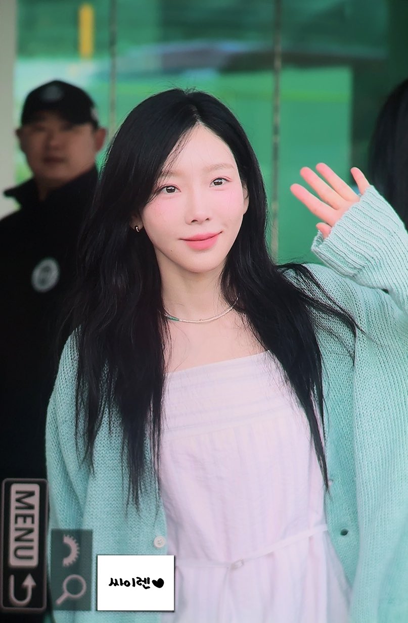 [잡담] 태연 오늘 출국 왜케 청순해ㅋㅋㅋㅋ | 인스티즈