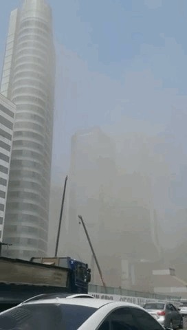 [정보/소식] [속보] 소방당국 "11시 6분 '코엑스 내부에서 화재' 신고…파악 중" | 인스티즈