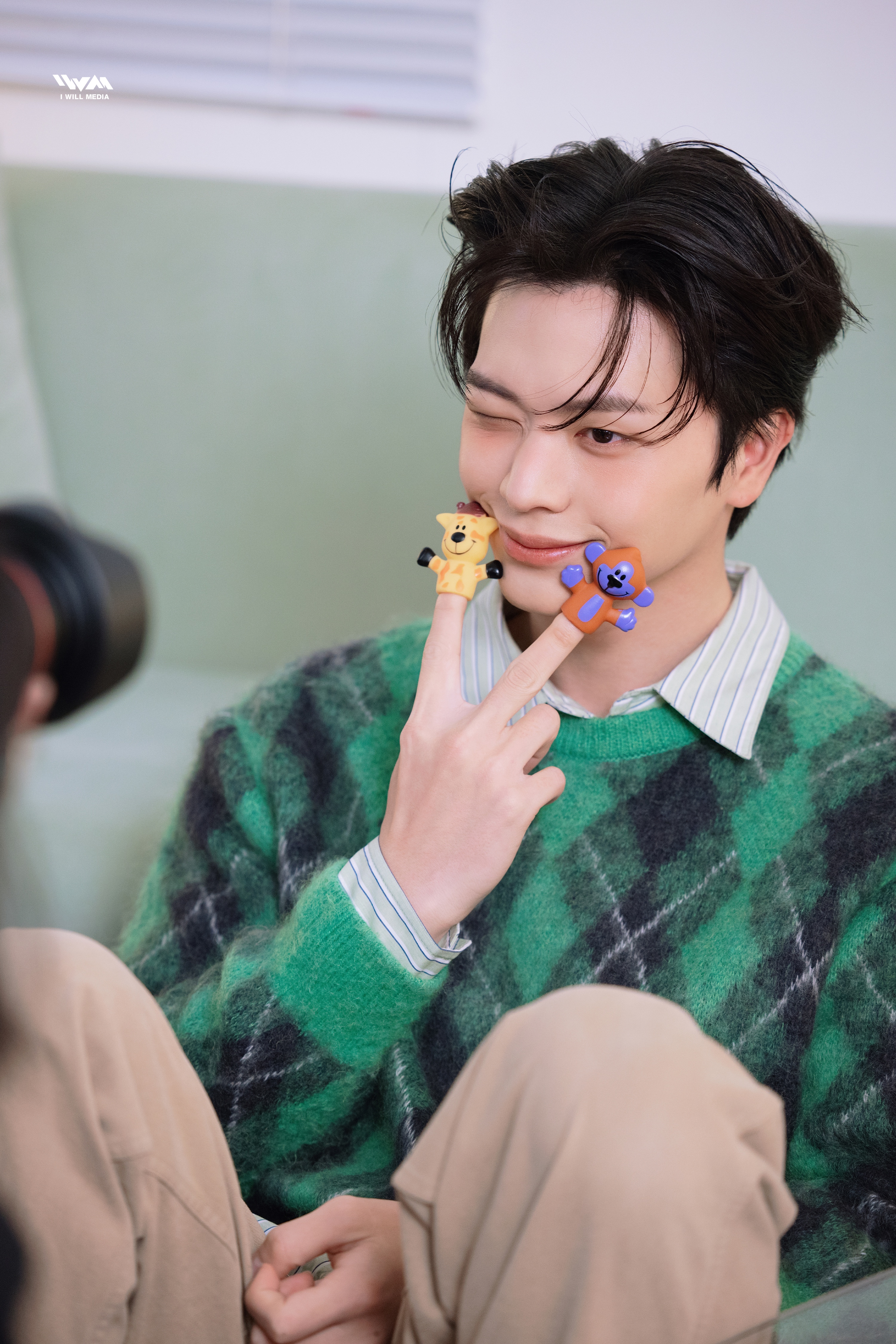 [잡담] 육성재 잘생겼다..... | 인스티즈