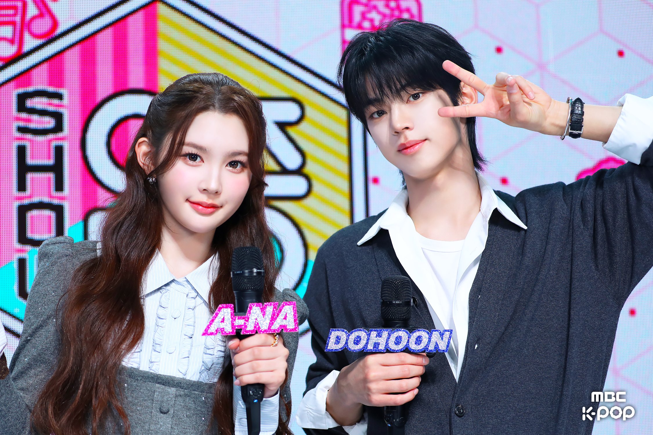 [잡담] 에이나 도훈 비주얼 미쳤다 | 인스티즈