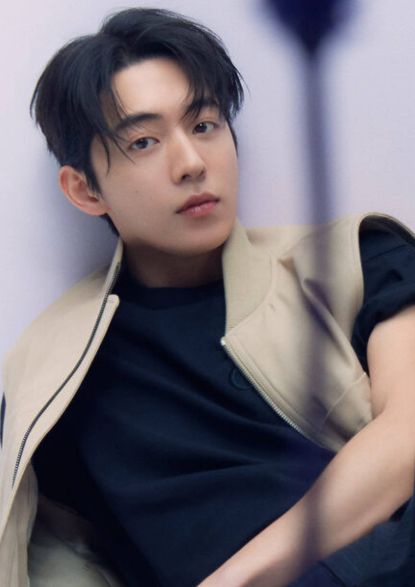 [잡담] 남주혁 쌍꺼플 라인 생긴거지? | 인스티즈