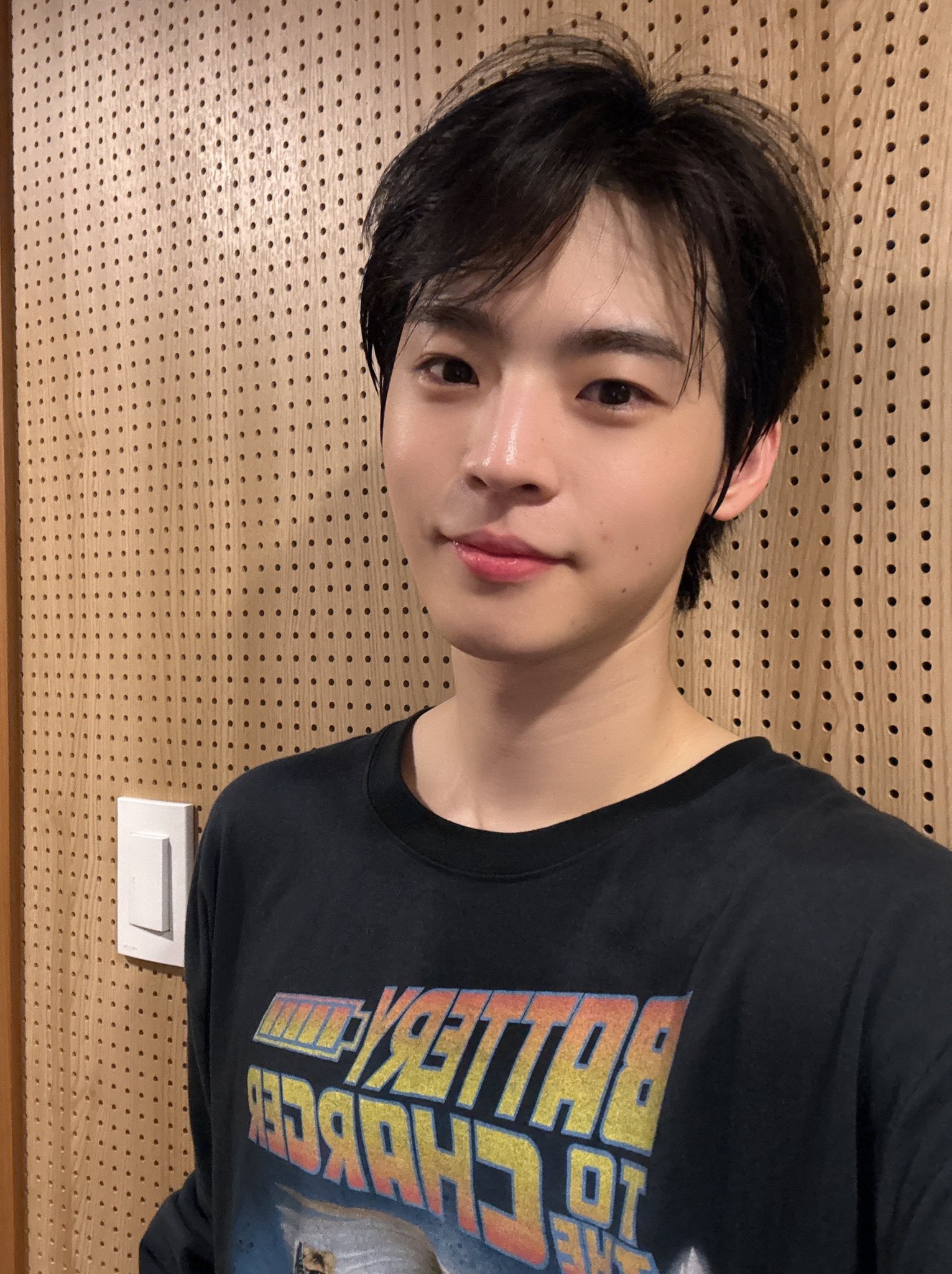 [잡담] 🐜친 셀카 나왔다 | 인스티즈