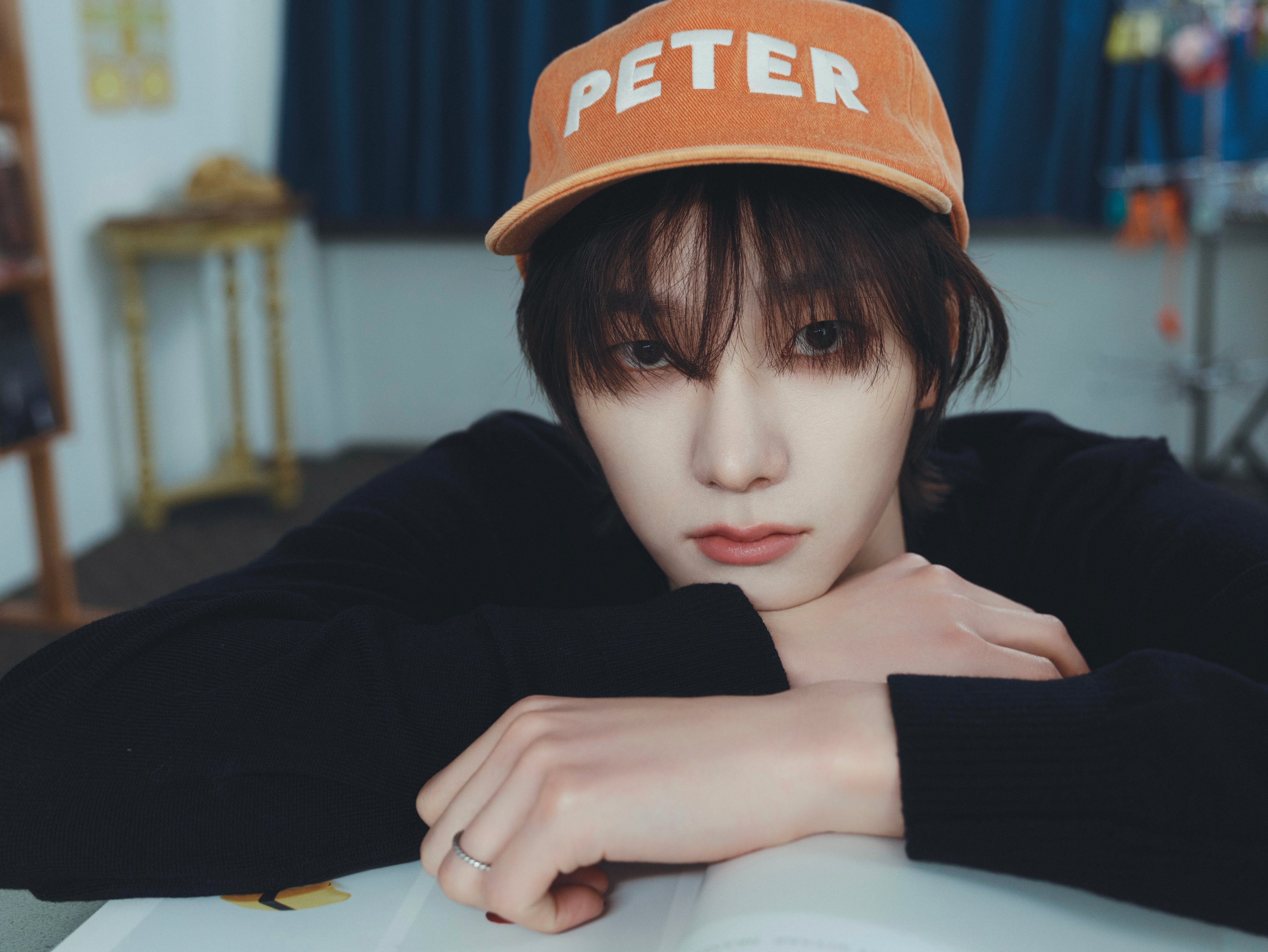 [잡담] 아니 진짜 표정이랑 포즈랑 다 좋음 ㄹㅇ | 인스티즈