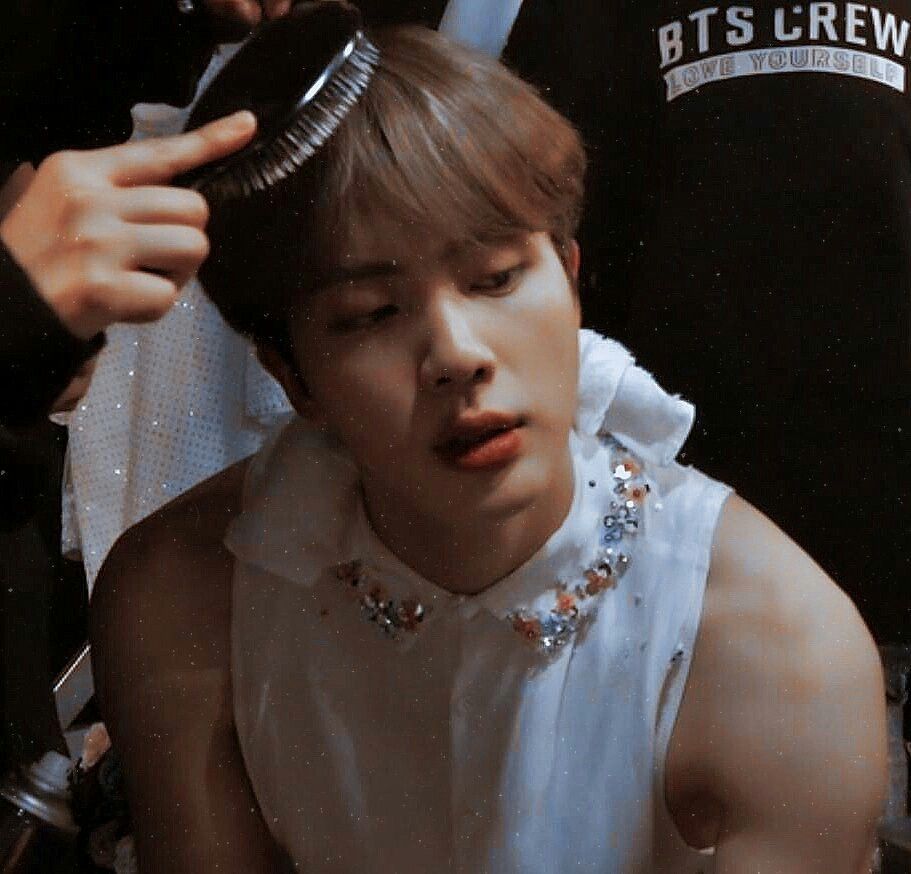 [잡담] 기안장 방탄 진 어깨 폴더 따로 있는데 | 인스티즈