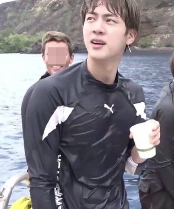 [잡담] 기안장 방탄 진 어깨 폴더 따로 있는데 | 인스티즈