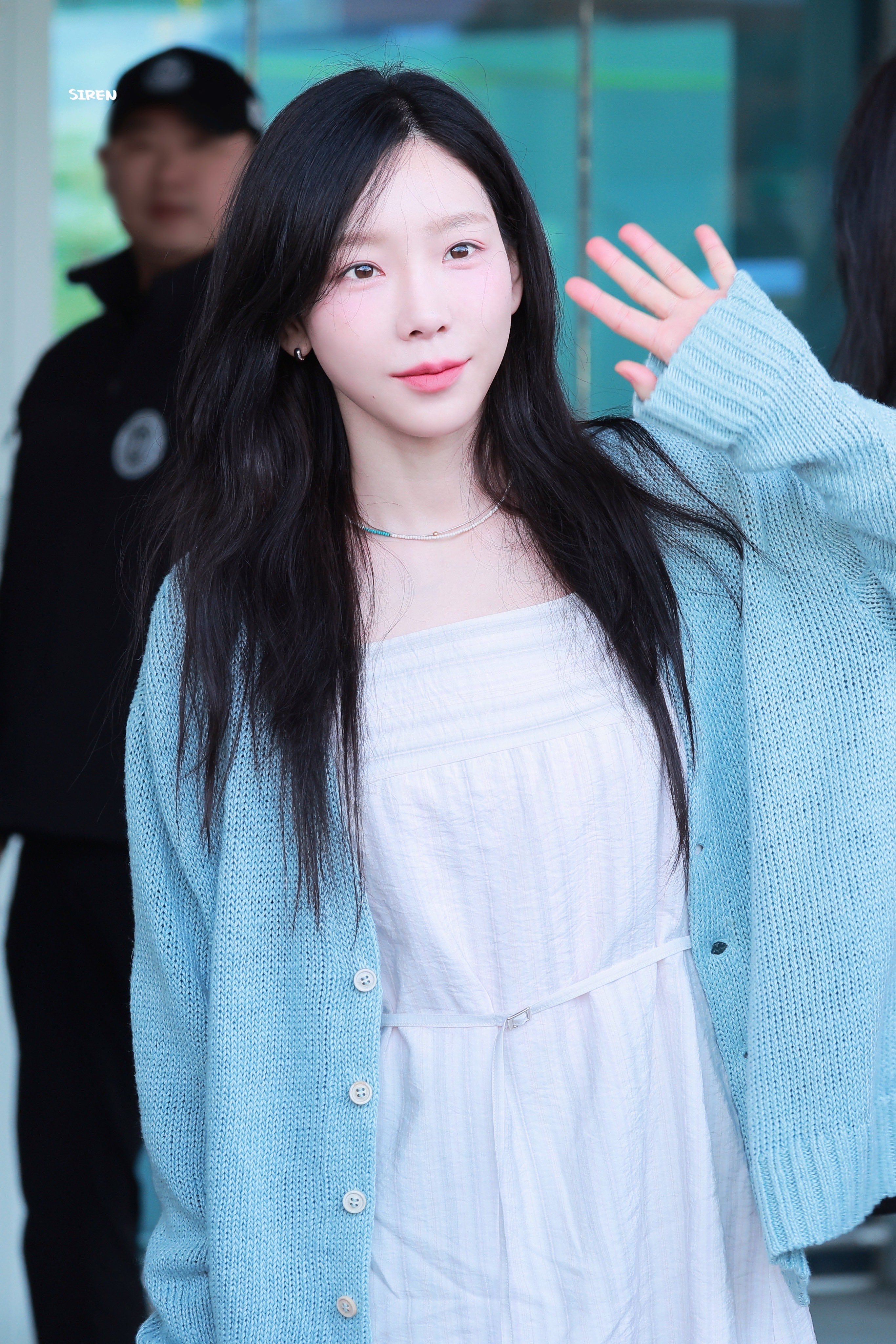 [잡담] 태연 어제 공항도 진짜 예뻤구나 | 인스티즈