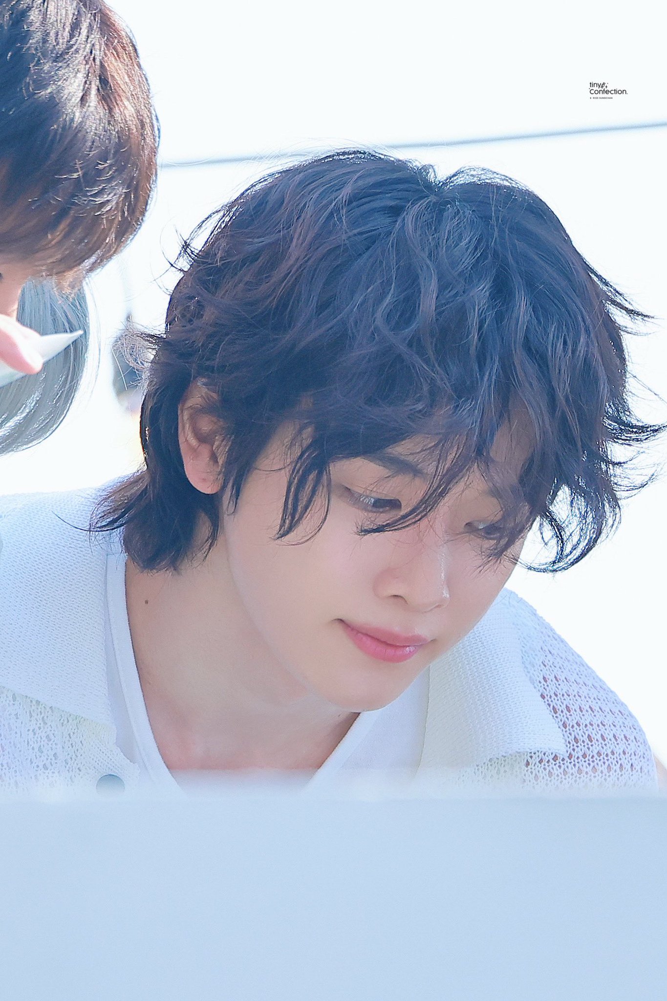 [잡담] 성찬이 오늘 너무 강아디야... 털날려 | 인스티즈