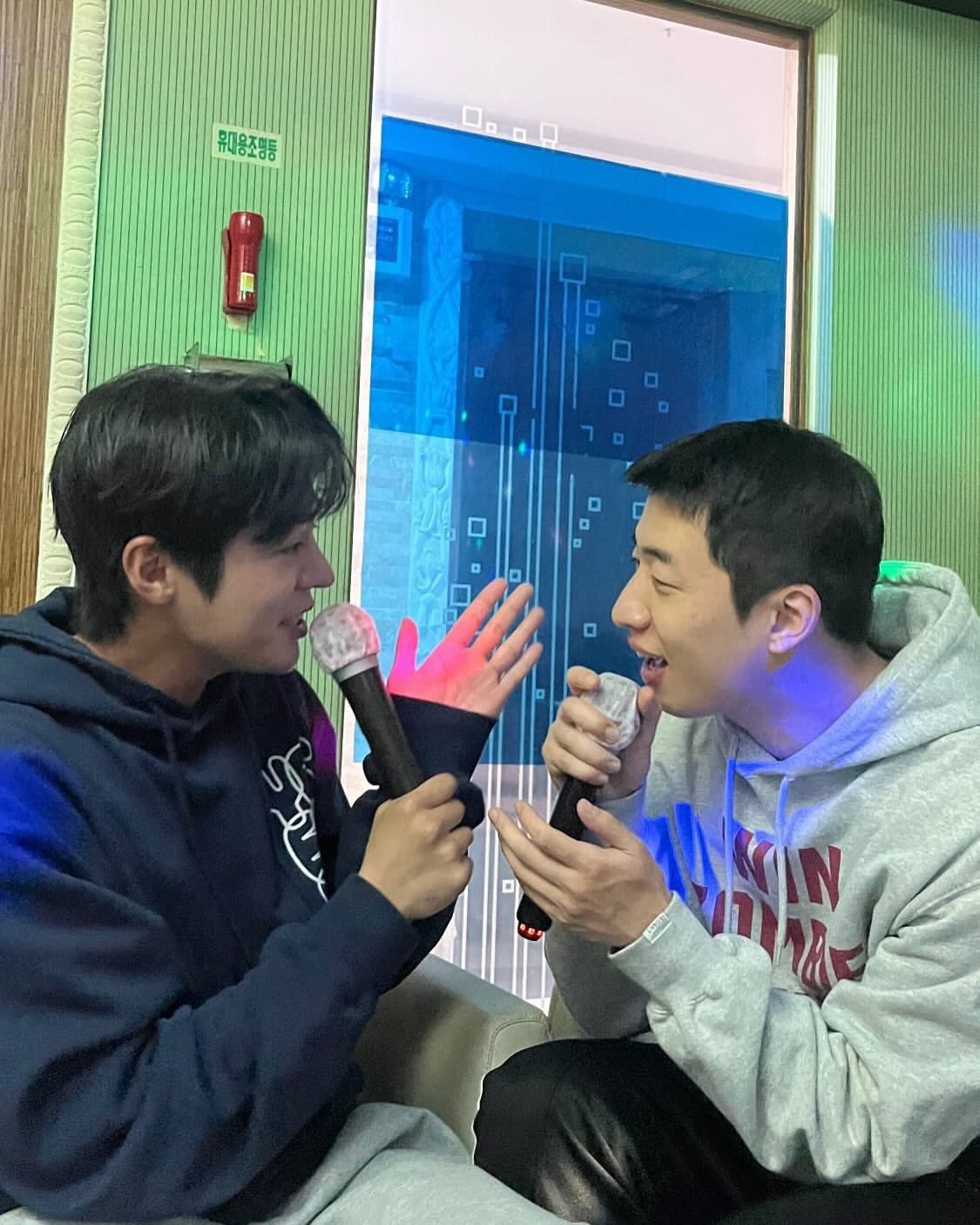 [잡담] 바쿠 효만이 노래방 갔다ㅋㅋ | 인스티즈