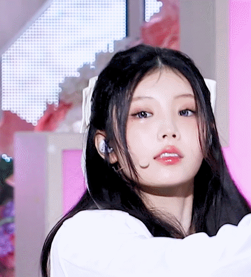 [잡담] 이 플에 올리는 아일릿 원희 짤들 | 인스티즈