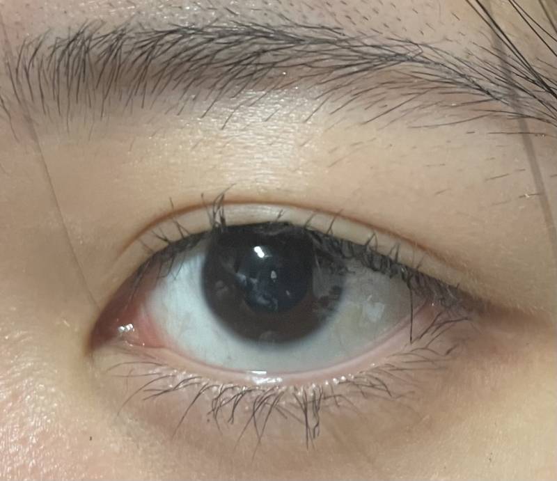 [잡담] 나 눈화장 이렇게 하고 다니는데 이상해?? | 인스티즈