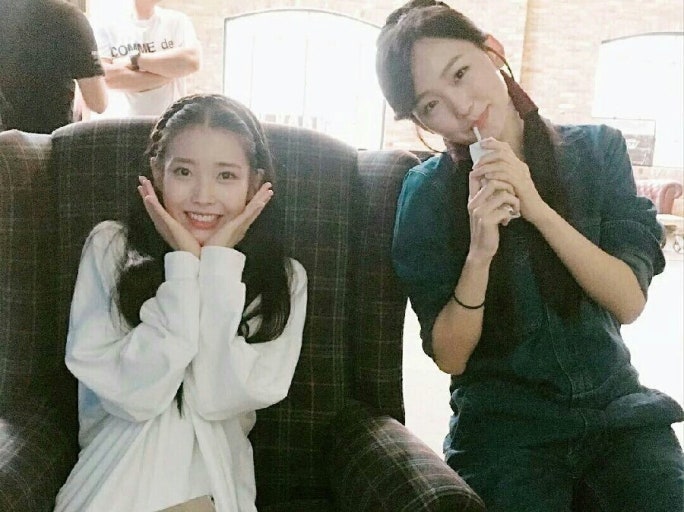 [잡담] 우와 아이유 진기주 진짜 애기애기하다🥹 | 인스티즈